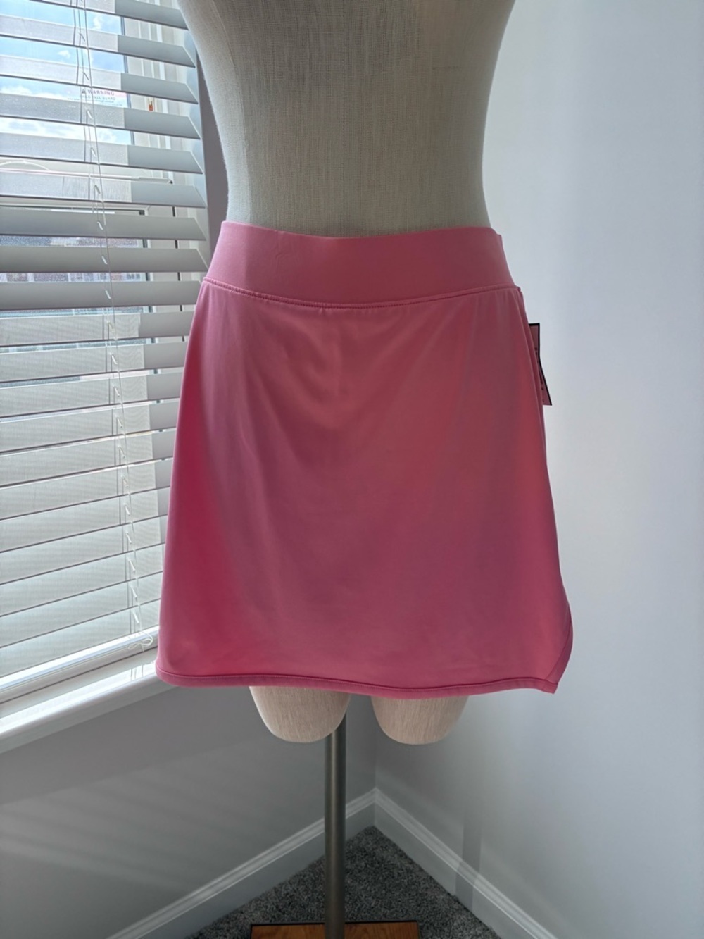 NWT Crown & Ivy Pink Mini Skort